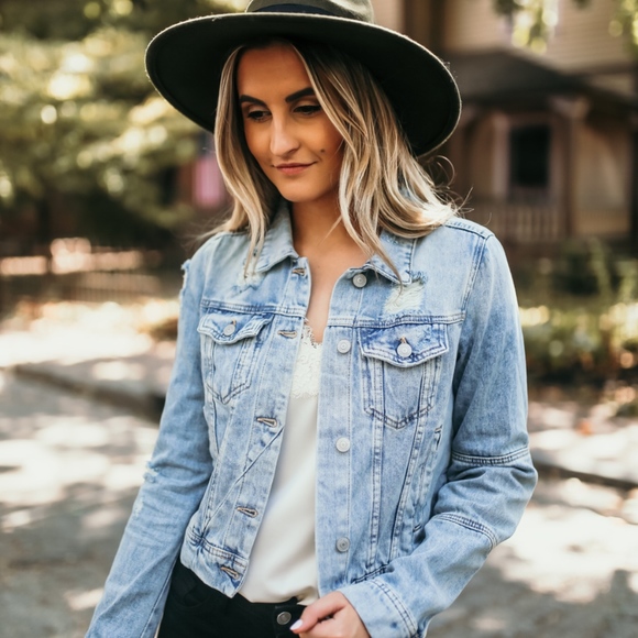 rumors light wash denim jacket